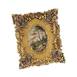 Cadre photo en métal antique avec surface oxydée et design floral détaillé parfait pour les décors traditionnels - Product Image 6