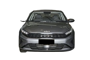 Voiture d'occasion K3 Comfort Edition Diesel Automatique 4 portes 5 places SUV avec sièges en cuir Pneus R18 Volant à gauche - Product Image 2