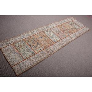 Alfombra Turca de Pasillo 2,4x7,9 pies (74x240 cm), Alfombra Vintage Marrón con Estampado Animal - Product Image 2