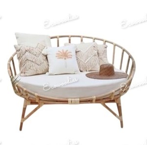 Sofá de mimbre de bambú curvo de 2 plazas de lujo moderno, Banco de jardín para sala de estar al aire libre con diseño elegante para hoteles y salones - Product Image 5