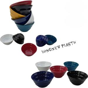 Cuenco de plástico PET para interiores y exteriores de varios colores para uso doméstico - Product Image 1