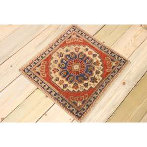 Alfombra Turca, Pequeña, 1.7x1.6 pies, Alfombra Vintage, Alfombra de Lana con Parches Rojos y Azules - Product Image 4