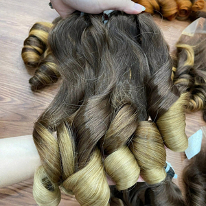 Cheveux bouclés et rebondissants à la vapeur, couleur ombrée, prêts à être expédiés, cheveux bruts, fournisseur de cheveux bruts, paquet de cheveux bruts, trame doublement tirée - Product Image 6