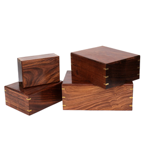 Urne funéraire personnalisée gravée de cerf fabriquée à la main en palissandre gravée en bois souvenirs commémoratifs pour les cendres d'adultes - Product Image 5