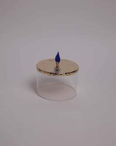 Caja de Regalo Acrílica con Tapa de Madera, Adornada con Incrustaciones de Nácar, Perfecta para Regalos Festivos de Chocolate de Lujo, Brillo Majestuoso - Product Image 6