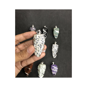 Vente en gros de pendentif de haute qualité ISO 9001 certifié IGI en cristal de pierre précieuse brute enroulé de fil de pierre bijoux de style vintage - Product Image 1