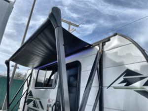 Camping-cars Forest River Viking d'occasion 2024 - Construction moderne en acier inoxydable et aluminium - Capacité 2 à 4 personnes - Product Image 2