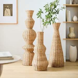 Vase à fleurs en rotin rustique avec détails faits à la main pour les chambres de style campagnard et les décorations intérieures modernes - Product Image 3