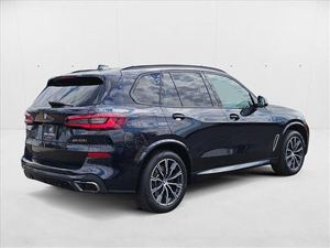 2023 Aston Martin 3 Series 330i XDrive FWD Cuero R18 - Product Image 4