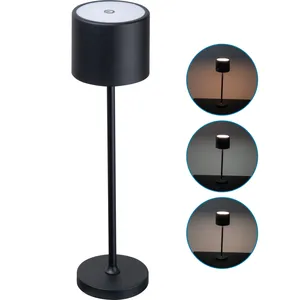 Lampada da Tavolo Personalizzata CrisMa, Gadget Elegante per Decorazione e Accessori da Tavolo - Product Image 1