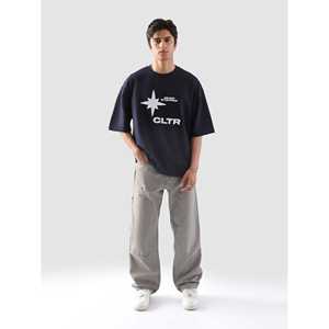 Camiseta Deportiva Transpirable Hecha de Tela Jersey que Nunca Deja de Ser Elegante - Product Image 4