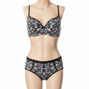 ชุดชั้นในสตรีแบบกระชับทรง พิมพ์ลาย ระบายอากาศได้ดี ผลิตจากผ้าฝ้ายเนื้อนุ่ม สวมใส่สบาย พร้อมคุณสมบัติเสริมรูปร่าง เหมาะสำหรับใส่ในชีวิตประจำวัน - Product Image 1