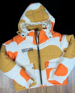 Veste matelassée en toile légère de haute qualité personnalisée OEM pour hommes de grande taille avec rembourrage à bulles et poche légère - Product Image 3