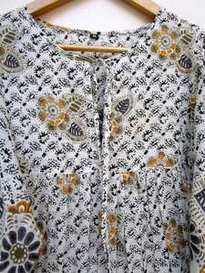 Unique Style Wholesale Collection Tie Dye Long Kaftan Half Sleeves Rayon Fabric <b>Loose</b> <b>Fitting</b> <b>Dress</b> With Side Slit Spring Kaftan - Product Image 6