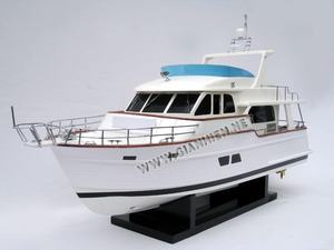 Gia Nhien Fabricant Approuvé Conception Personnalisée quantité minimale de commande Basse GRAND BANKS 53RP-PERLE BLANCHE PEINTE-BATEAU DE VITESSE EN BOIS - Product Image 6