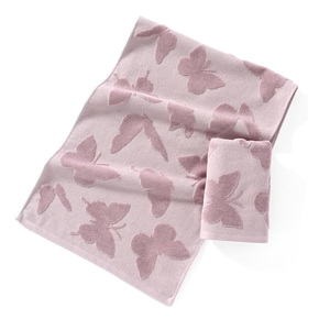 Serviettes en jacquard doux et teintes pour l'hiver, pour la maison et les hôtels, disponibles en gros à prix de gros, ensemble de serviettes - Product Image 3