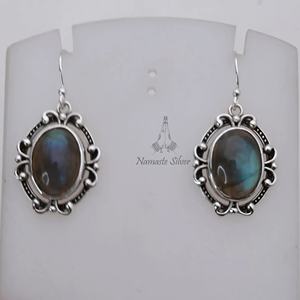 Pendientes Colgantes Boho de Plata de Ley 925 Hechos a Mano con Labradorita Natural Ovalada, Joyería de Piedra de Nacimiento, Aretes de Labradorita - Product Image 6