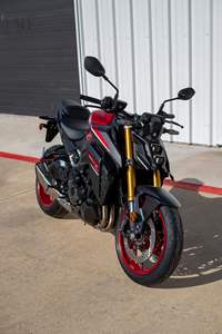 Ventes aux enchères 2026 GSXS1000 Street New (Motocyclette) - Product Image 2
