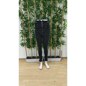 Jean taille haute pour femme avec poches boutonnées sur le devant, 27092 - Noir - Product Image 4