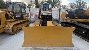 Bulldozer CAT D5K de 9 Toneladas, en Buen Estado, Origen Japón, Segunda Mano, Hidráulico - Product Image 4