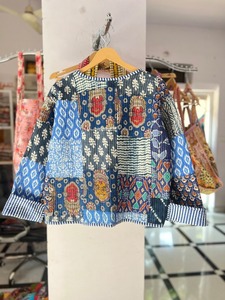 เสื้อแจ็กเก็ตผ้าควิลท์ผ้าฝ้ายพิมพ์ลายสไตล์โบฮีเมียนเสื้อคลุมฤดูหนาวสำหรับผู้หญิงน้ำหนักเบามีของขวัญมีสไตล์สำหรับผู้หญิง - Product Image 4