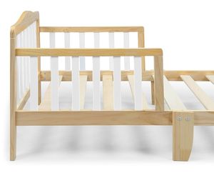 Cama doble para niños pequeños en rieles de seguridad dobles naturales y blancos Acabado de madera maciza seguro para niños Se adapta a colchones de cuna de tamaño estándar - Product Image 4