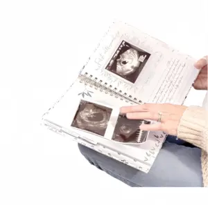 Journal de grossesse à couverture rigide avec impression personnalisée en spirale Souvenir de cadeau quotidien Journal de bébé Livre de mémoire