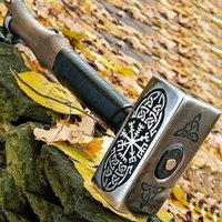 Marteau Viking artisanal en acier à haute teneur en carbone de qualité industrielle, clou de toiture, logo OEM, taille personnalisée, camping en plein air, haute qualité, forme carrée