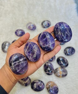 หินคริสตัลแอเมทิสต์สีม่วงธรรมชาติแกะสลักด้วยมือสไตล์มาสคอตที่สง่างามสำหรับใช้ในการรักษา - Product Image 5