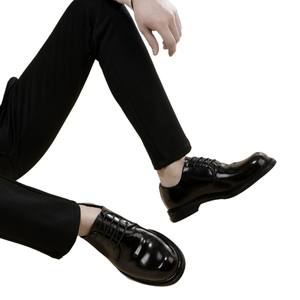 Chaussures Oxford en cuir de vachette légères avec semelle anti-fatigue et insert en mesh, chaussures de bureau pour hommes - Product Image 4