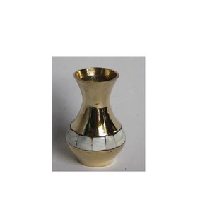 Beautiful Golden Finished Brass Flower <b>Vase</b> <b>Unique</b> Handmade Decorative Pot Ideal For Gifting And Home Decoration - Product Image 6