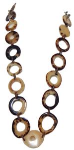 Collier en corne fait main, élégant et écologique, pendentif pour cadeaux de fête et de mariage, articles de fête écologiques pour femmes - Product Image 5