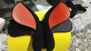 Sillín de resistencia de caballo sintético de estado cómodo, árbol de plástico irrompible, herrajes niquelados, ecuestre inglés, todo - Product Image 3