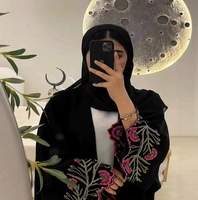 Dubai Arabic Embroidery Fashions Robe d'extérieur élégante Abaya avec accessoire à la mode