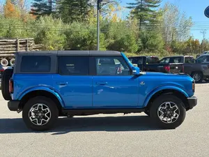 Ford Bronco Outer Banks 2024 - Product Image 4