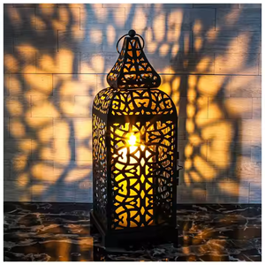 Lanternes personnalisées pour la maison et la décoration de mariage Support de style vintage avec lumière LED Lanternes suspendues pour Ramadan Eid et fête - Product Image 1