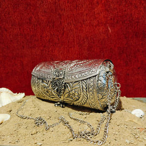 Antique <b>Silver</b> Engraved Metal Evening <b>Clutch</b> <b>Bag</b> Womens Luxury <b>Wedding</b> Party Handbag with Chain Strap Artisan <b>clutch</b> handbag - Product Image 3