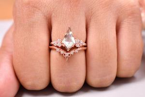 2PCS Morganite Engagement Ring Sets Rose Gold Morganite Ring Wedding Jewelry Promise Ring <b>Anniversary</b> Gifts For Women - Product Image 5