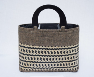 กระเป๋าหญ้าทะเลที่มีสไตล์และทนทานสำหรับแบรนด์แฟชั่นและไลฟ์สไตล์ที่ยั่งยืน - Product Image 6