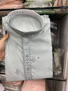 Seda de rayón de diseñador con bordado de lentejuelas Kurta Pijama exportador mundial y proveedor de Surat a la tarifa más baja - Product Image 2