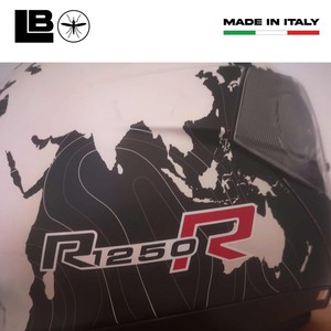 Adesivi impermeabili per moto BMW R1250R 12x3 cm Nero-Rosso 2 pezzi - Product Image 2