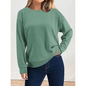 เสื้อฮู้ดสตรีทโอเวอร์ไซส์สำหรับผู้หญิงผ้าฟลีซสะพายไหล่แบบใหม่ปักโลโก้ได้ตามต้องการ - Product Image 4