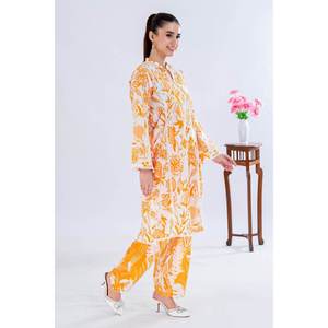 Traje de dos piezas sin coser para mujer, color blanco, elegante y con estilo. - Product Image 1