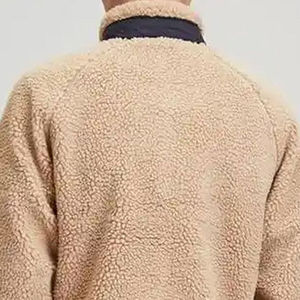 Chaqueta de Forro Polar Cálida, Estructura Cómoda, Acabado Suave, Logotipo Personalizado, Ideal para Clima Frío y Uso Diario - Product Image 2