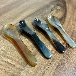 Cubiertos de cuerno de búfalo pulido natural, cucharas pequeñas y tenedores, juego de vajilla de buey, servidor de ensalada para fiestas, hecho a mano en la India - Product Image 2