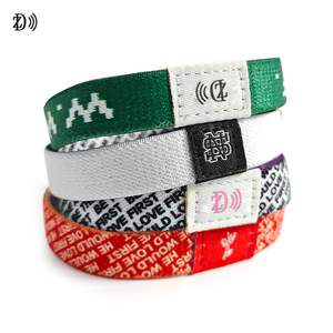 Poliéster personalizado RFID NFC Estiramiento Pulseras personalizadas Etiqueta tejida NFC NTAG 215 Pulsera Daily Bible Verse - Product Image 1