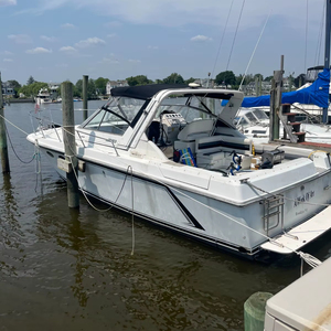 T r a n o J 10m barco Express 33ft 435 Horas con generador c r u s e r a d 454 motores Excelente Estado - Product Image 1