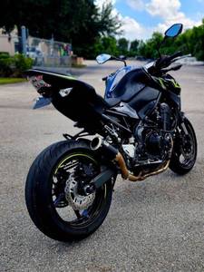 Motocicleta Kawasaki Z900 usada de 2024 a bajo precio en venta - Product Image 6