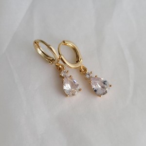 Boucles d'oreilles clous en zircon blanc en forme de larme, argent 925, plaqué or coloré, bijoux floraux délicats et mignons, cadeau de fête pour elle - Product Image 3