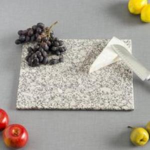 Planche à découper en marbre artisanale élégante avec des détails modernes et une construction de qualité supérieure pour des expériences culinaires améliorées - Product Image 5